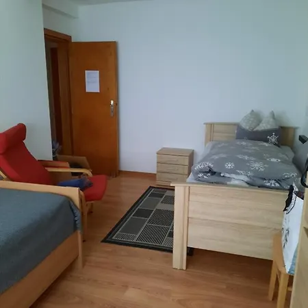 Monteur- Und In Hainichen Ot - Erdgeschosswohnung - Familie Weber Bockendorf