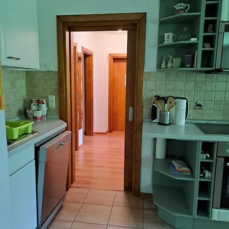 Monteur- Und In Hainichen Ot - Erdgeschosswohnung - Familie Weber