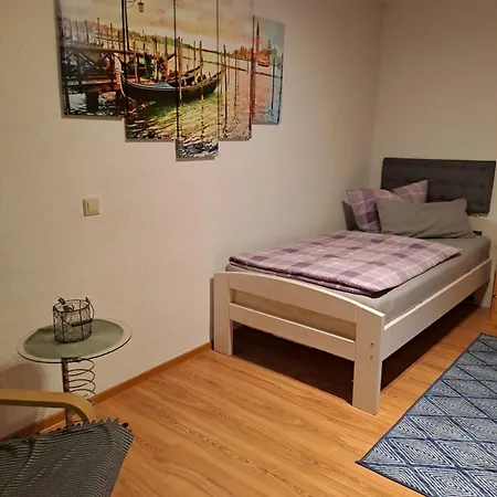 Monteur- Und In Hainichen Ot - Erdgeschosswohnung - Familie Weber Apartment