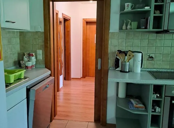 Monteur- Und In Hainichen Ot - Erdgeschosswohnung - Familie Weber